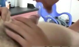 Perubatan gay xxx video kali pertama Telefon saya berbunyi dan terpaksa untuk menghadiri ke