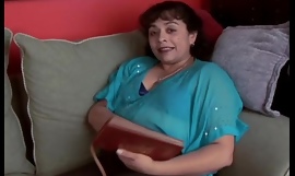 Cute chubby old spunker loves to fuck her fat juicy pussy porn video