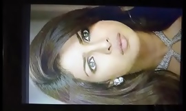 Cum wymuszenie potwierdzające od na Priyanka Chopra