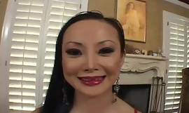 Mature oriental ange vénus slobs un bélier