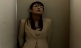 Who is this actress together with an obstacle jav code? (part 2)