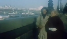 Ретро под открытым небом лесбиянки инопланетянин 1973