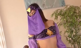 Jordanian Audrey Royal fucks Mandingo's Obese Black Cock