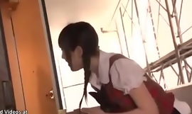 Японец 18 лет шасси встречает старшего поклонника в своем доме