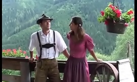 tedesco coppia scopa nelle montagne