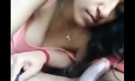 desi girl sucking fat indian cock in car
