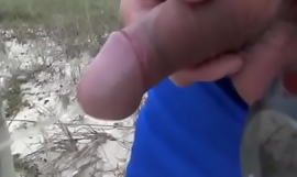 Pissing in the beach