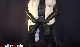 BlackLeatherHands WHIT BIG DILDO बढ़ा हुआ by COCK Apropos WHITE FUR