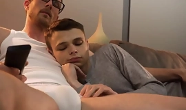 Uninen Twink Askel Poika Austin Young Fucked By Step Isä