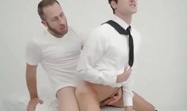 Fit Jock barbacka körd borta från Hairy Joel- GayMissionaries porr video