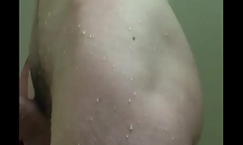 Hot twink jacks and cums in shower.