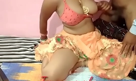 Pressed bali bhabhi γυμνό και αριστερό χίντι σεξ