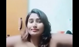 Swathi naidu nøgen show og leger med lave sjov