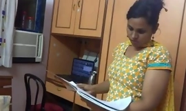 Nghiệp dư Người Ấn Gái trẻ Gợi cảm Lily Nóng Video