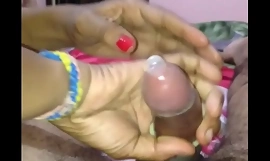 Деси ранди стављање кондома