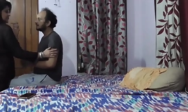 Beshamal Malkin real sex with refrigerator technician!! Clear hindi audio