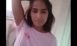 Poonam pandey 女演员 乳头