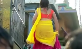 तमिल अभिनेत्री निक्की कलरानी मोटा स्तन
