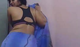 Pęcherze lilia w snucie sari indyjski laska seks imperil