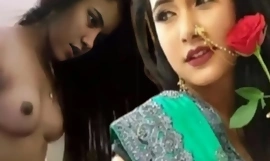 Vídeo viral de Bhojpuri heroína Trisha Madhu beijando dela namorado