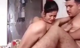 Horn-mad Desi Indian Bhabhi Hard fucked Overwrought Sweetheart In 호텔