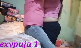 Desi beautiful sexy girl sharing the juice of youth when she is young