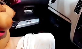 India Mamá real Lechosa Boobs Follada En Auto Por Su Ex Novio Con Clear Hindi Audio