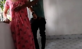 Desi Bengaals Village Moeder Seks Met Haar Studenten ( Officieel Video Door Localsex31)