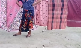 Tiếng Bengali Desi Làng Vợ và Cô ấy Bạn trai Kiểu chó đụ ngoài trời ( Chính thức video Bởi Localsex31)