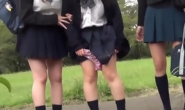 Espiados japoneses adolescentes xixi