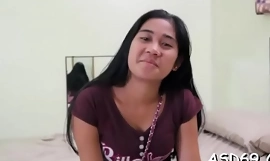 Thai tjej gillar runt inser smekt framåt blir punkterad upp hålla ute