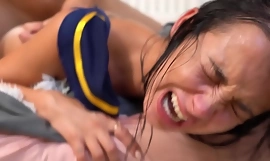 Young Assfuck Slut Deepthroats Like A Champion, Endures Rought Pain and Squirts Like A Fountain - Συμμετέχει: Freya Dee