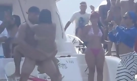 Секси забава на плажи морроцои цаио јуанес венецуела
