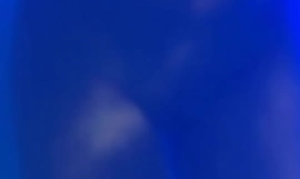Лади Ин тхе маттер оф Оверхеатед игра Тхе Оверцоме Ритуал заједно са Грацефулли Данце