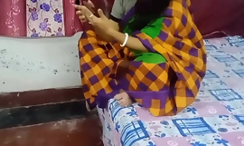 Секс Сонали Бхаби в зеленом сари (официальное видео от Localsex31)