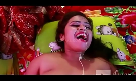 Heiße indische Web-Serie für Erwachsene mit sexy „Better Half Major“-Video zum Liebesspiel in der Nacht