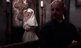 Dæmon får fat i en nonne. Dæmonen tager præst sammen med nonne MEGET SYG!