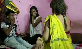 フィクスチャーは彼女のボーイフレンドにホットな家主とセックスすることを許可する!! インドのホットなセックス