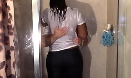 Big black booty grinding white dick in shower till they cum