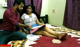 Bhabhi nóng bỏng đang quan hệ! vợ sếp của tôi, cái lồn khít chặt. với âm thanh rõ ràng