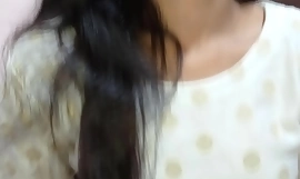 indyjski desi sardarni akt mumia ruchanie prawdziwy desi seks wideo z czystym pendżabskim dźwiękiem cała noc ruchanie pendżabski ma putt chudai pełny hd indyjski porno seks wideo z DESISLIMGIRL