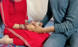 Devar ne bhabhi ko do lakh rupaye ka latch de kr sari rat sath sone ko kaha Un homme indien trompe la femme d'un ami baisée hors de l'esprit grosse bite pleine justifier desi porno sexe