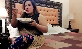pashto Lubna gul live hot video