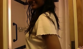 Hinduskie pieprzenie film Teen Divya Prowokacja Hawt Ass In Shower